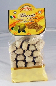 Biscuits flavored with lemon and chocolate