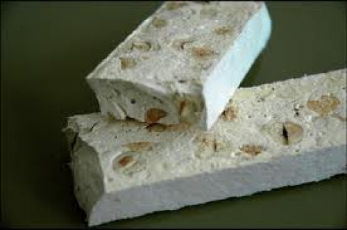 Soft nougat with almonds 300 gr