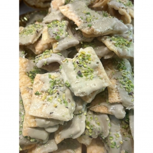 Antico forno Fried chiacchiere covered with pistachio 250 Gr. 